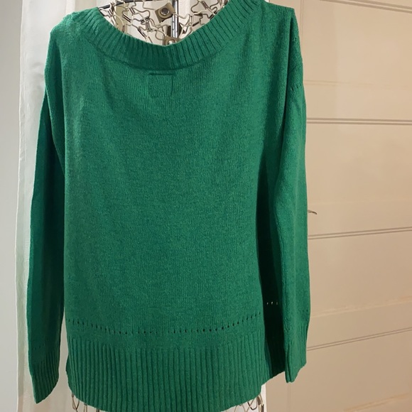 American Eagle Outfitters green sweater L - Picture 5 of 7